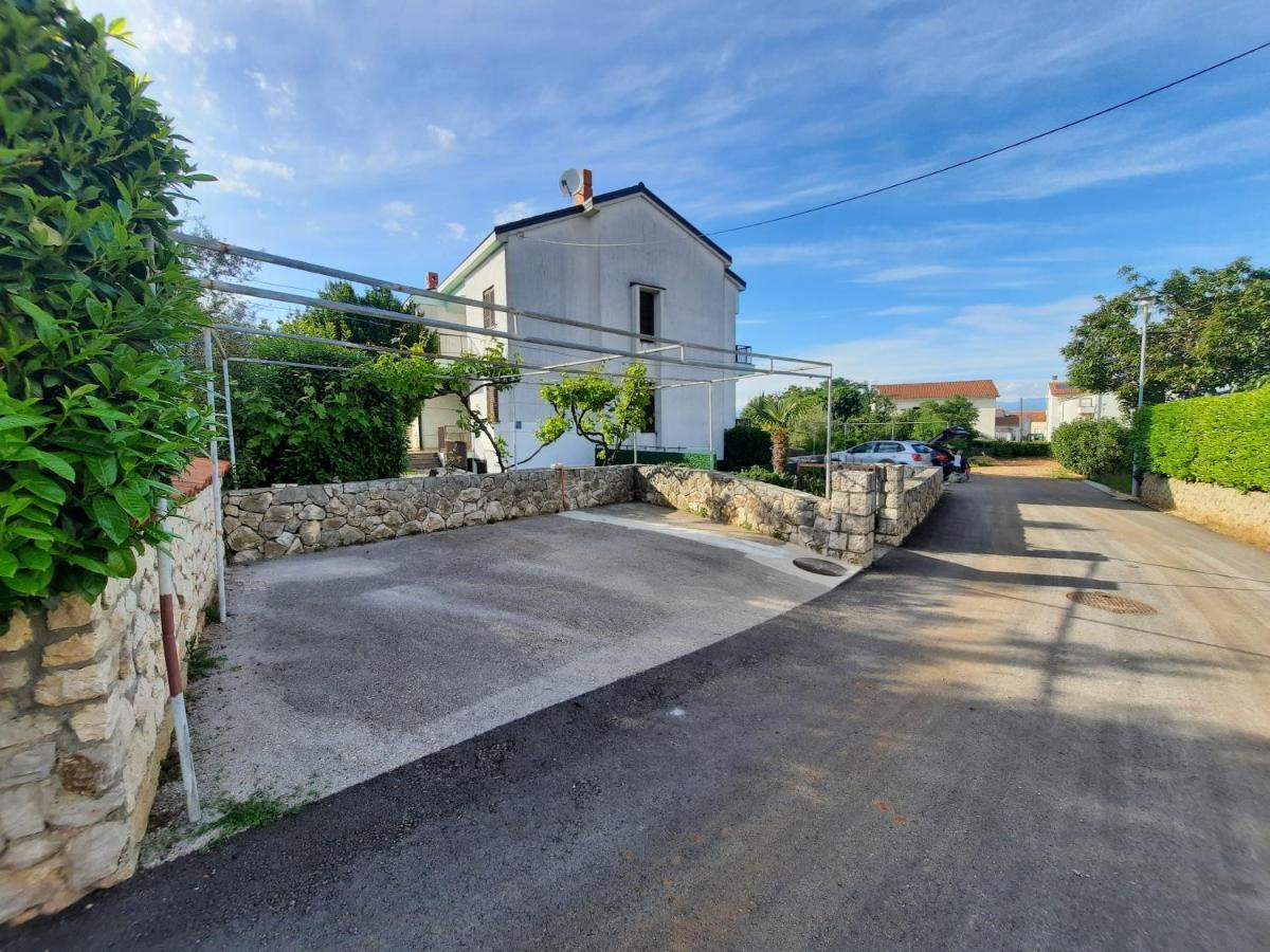 Tiza Apartments Vantacici Bagian luar foto