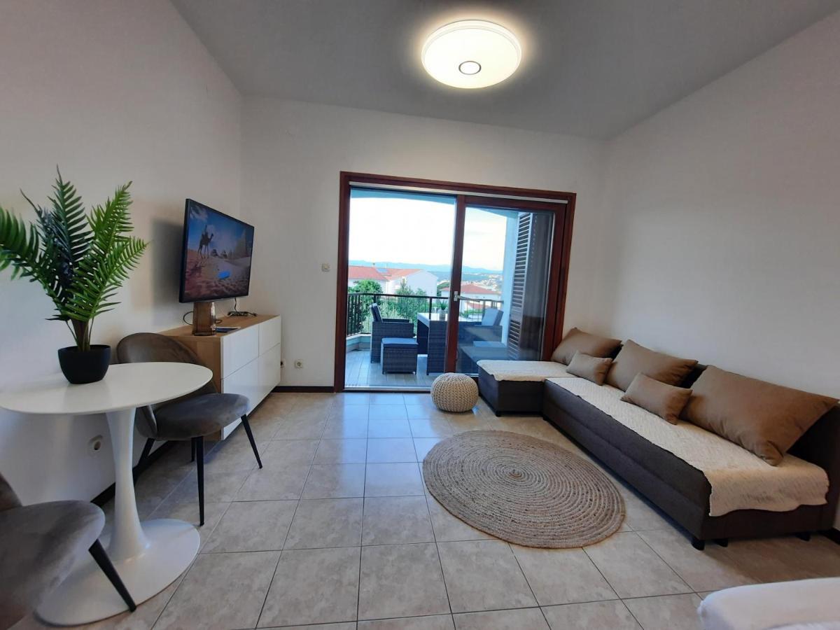 Tiza Apartments Vantacici Bagian luar foto