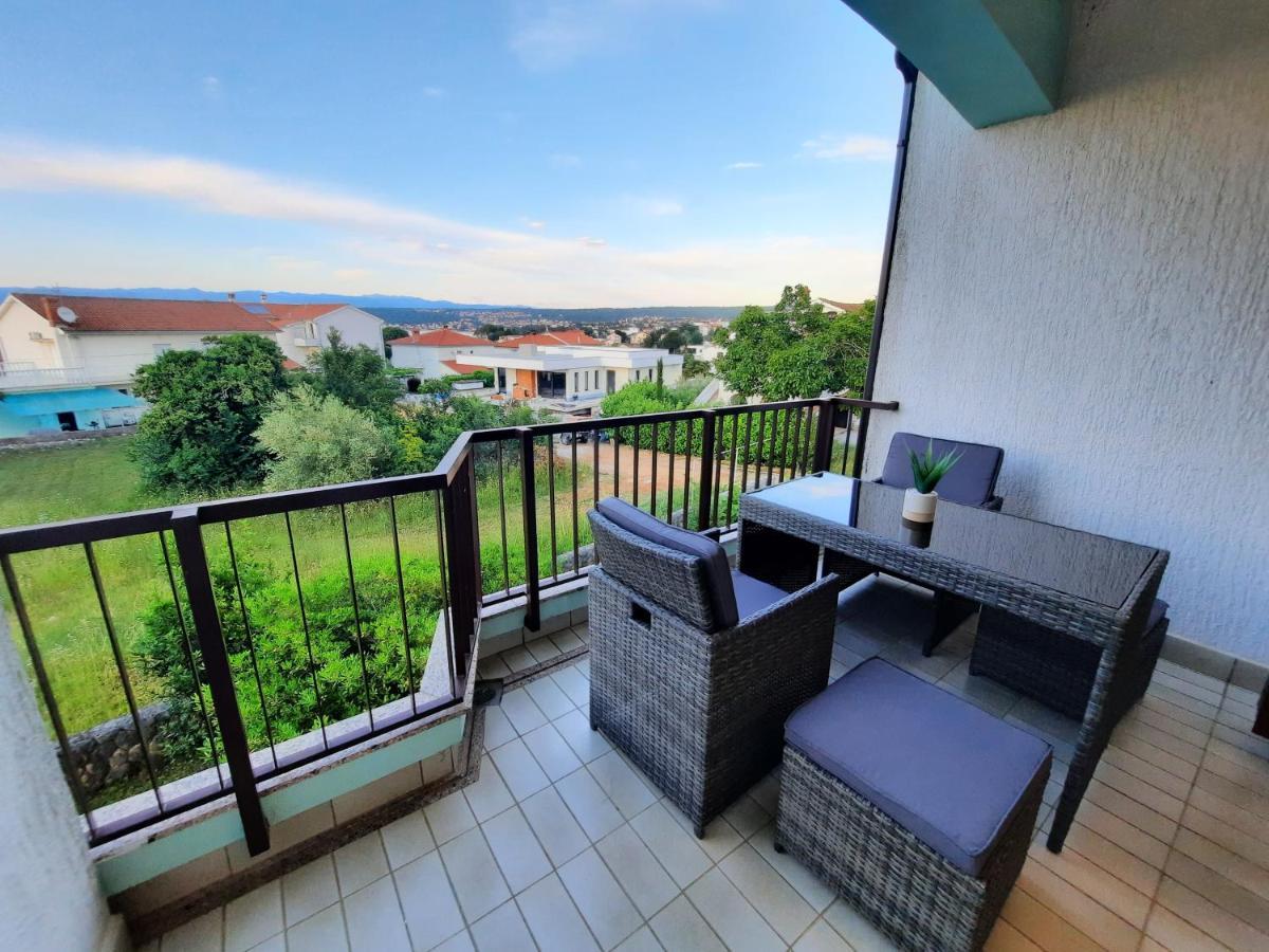 Tiza Apartments Vantacici Bagian luar foto