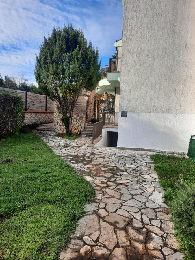 Tiza Apartments Vantacici Bagian luar foto