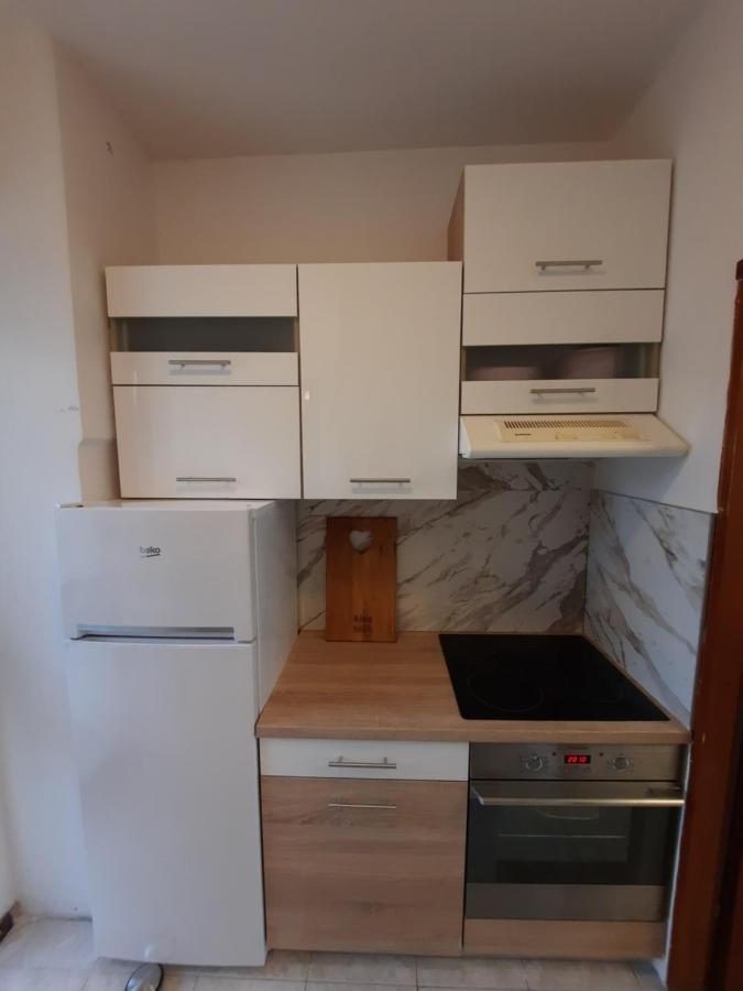 Tiza Apartments Vantacici Bagian luar foto