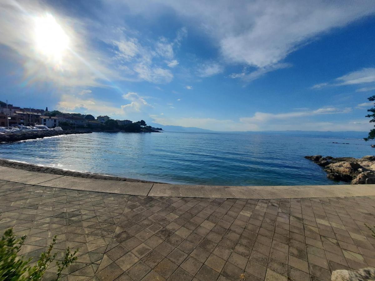 Tiza Apartments Vantacici Bagian luar foto