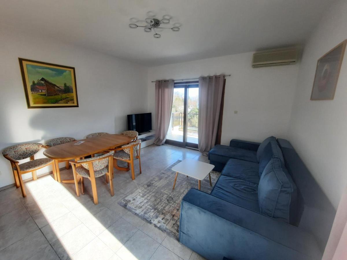 Tiza Apartments Vantacici Bagian luar foto