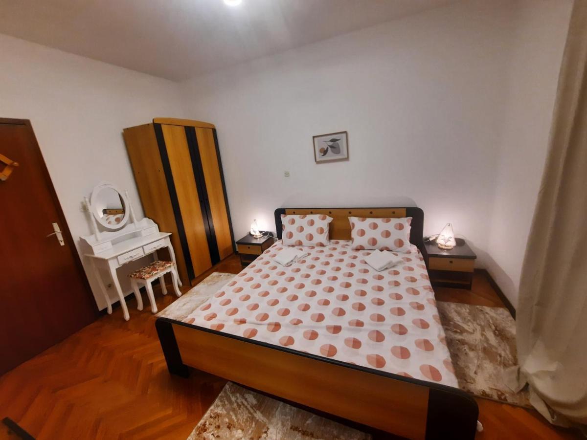Tiza Apartments Vantacici Bagian luar foto