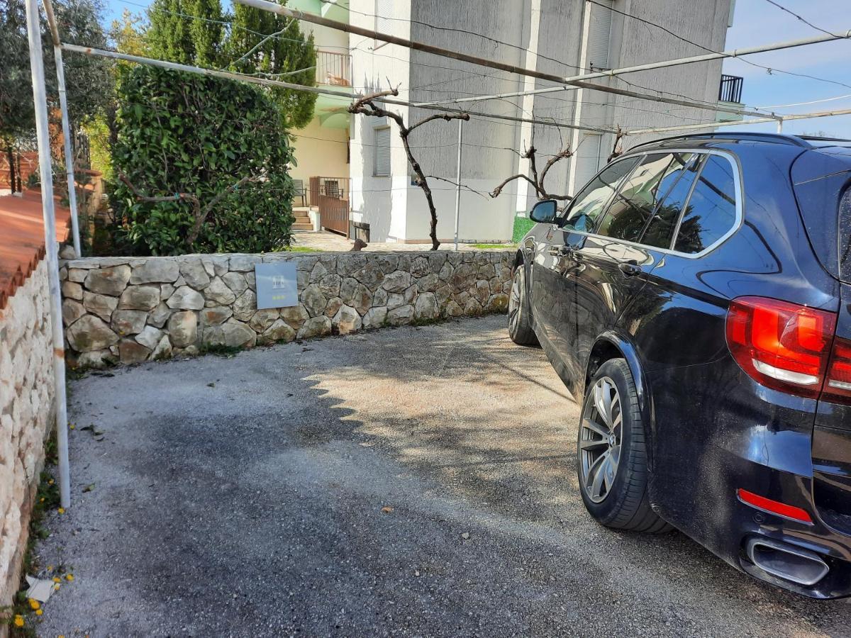Tiza Apartments Vantacici Bagian luar foto