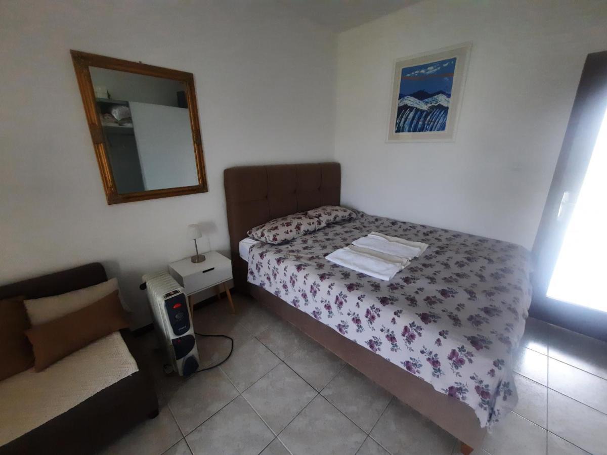 Tiza Apartments Vantacici Bagian luar foto